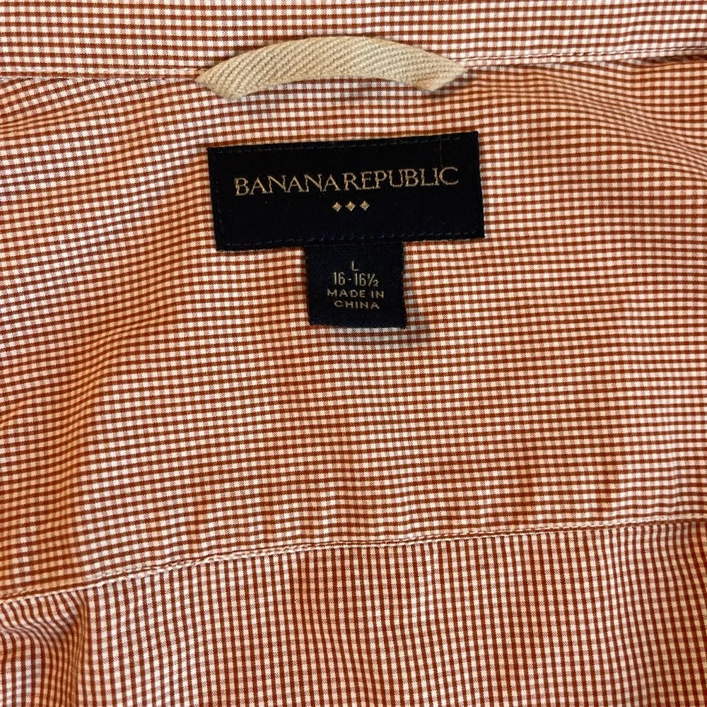 BANANA REPUBLIC checked shirt, size 16.5, two‎ front pockets, EUC